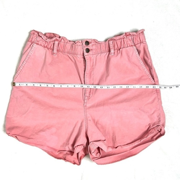 Universal Thread Target Pink High Waisted Paper Bag Baggy Shorts Size XL - Picture 8 of 15